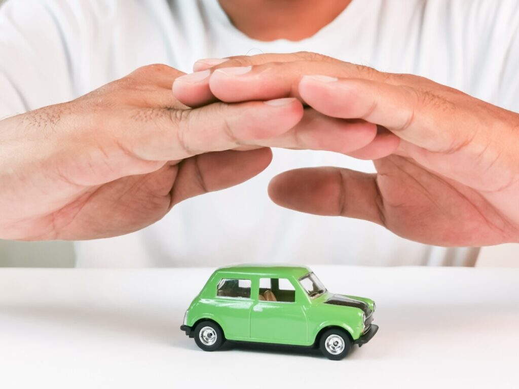 cars with free insurance