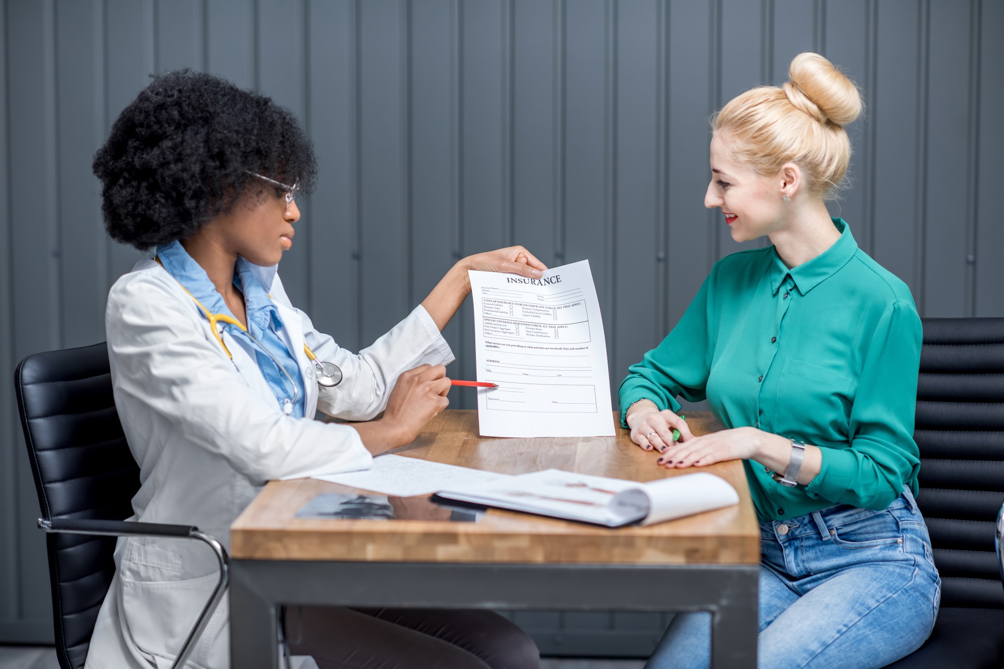 How to qualify for multi-policy discounts How to qualify for multi-policy discounts