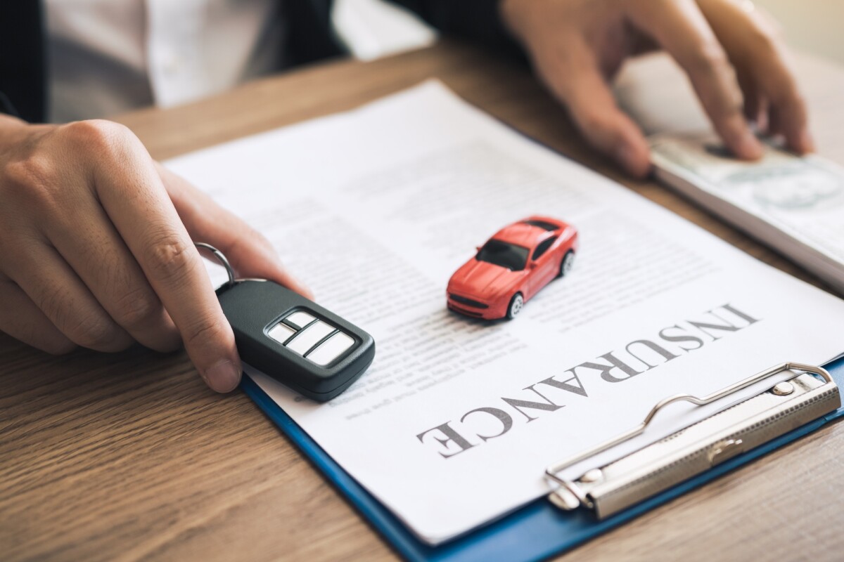 What is the disadvantage of 3rd party insurance? What is the disadvantage of 3rd party insurance?