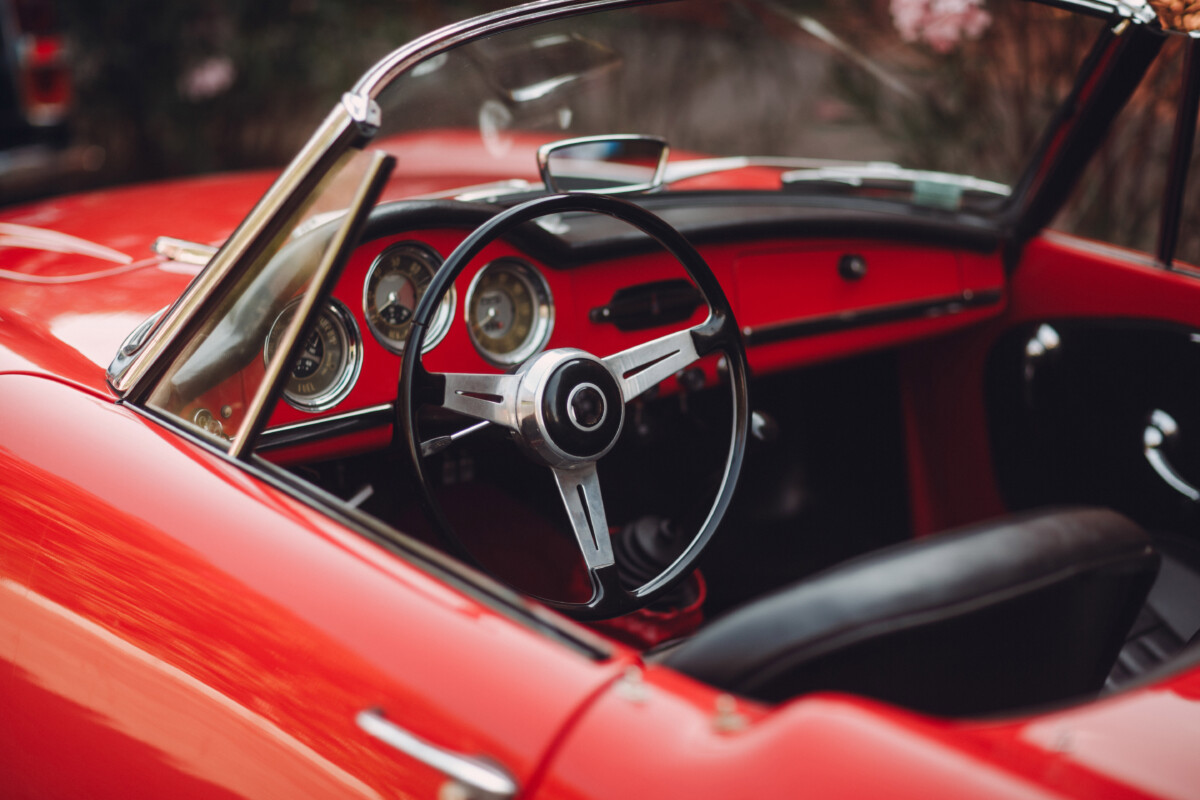 Classic Car Insurance Guide: Protecting Your Vintage Investment